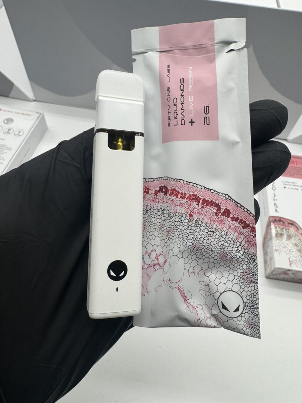 FIFTY-ONE-LABS-2G-VAPE-LIQUID-DIAMONDSLIVE-RESIN1